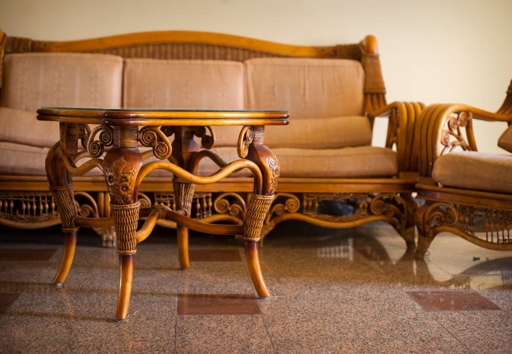  choisir un meuble en bois ancien pour la décoration intérieure 