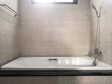 Les dimensions idéales de baignoire pour votre salle de bain