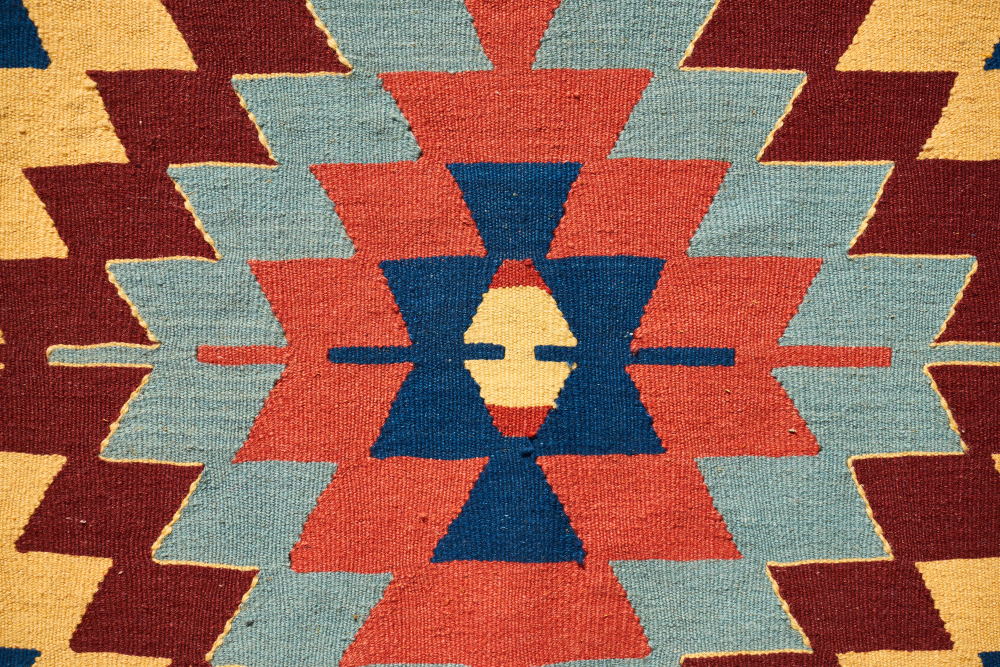 l'univers des tapis berbères colorés pour votre intérieur