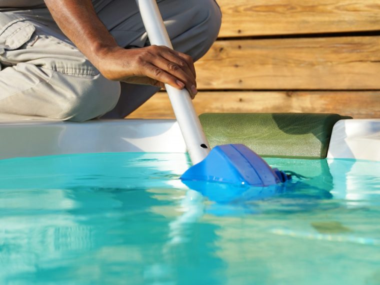 budget à prévoir pour l'entretien de votre piscine