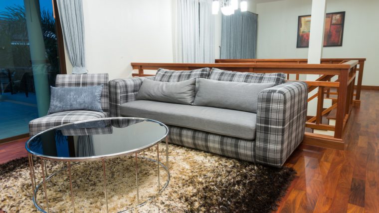 canapé à choisir pour optimiser un petit salon