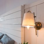 Porte d&rsquo;entrée pour maison ancienne : comment choisir le style et les matériaux adaptés